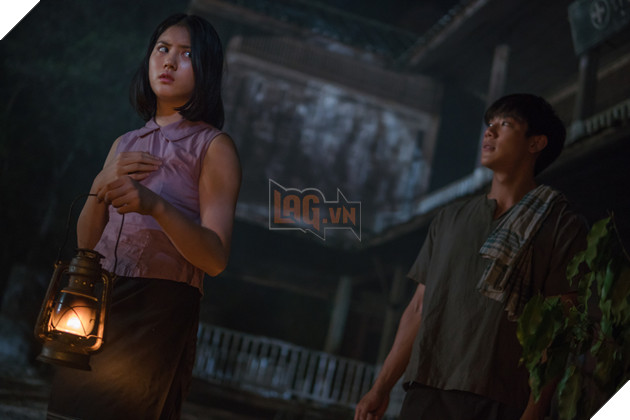 Krasue: Nụ hôn ma quái - Lời nguyền sau nụ hôn của ma lai rút ruột 7