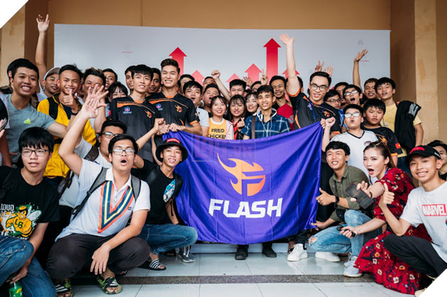 Chung kết Đấu trường Danh vọng Mùa xuân 2019 lập kỷ lục lịch sử của Esport Việt 8