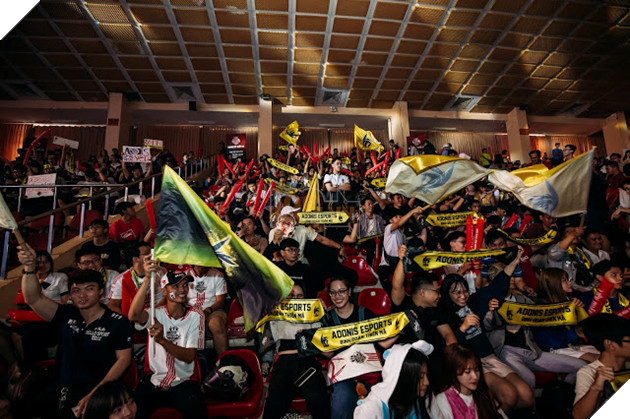 Chung kết Đấu trường Danh vọng Mùa xuân 2019 lập kỷ lục lịch sử của Esport Việt 12