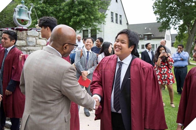 Cậu bé Đỗ Nhật Nam ngày nào nay đã chuẩn bị vào Đại Học và sẽ đi theo chuyên ngành Âm Nhạc 4