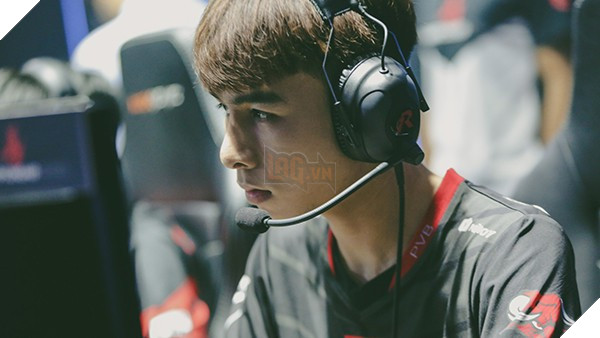 LMHT: Zeros nhận án phạt khá nặng do hành vi đi đêm, mọi hợp đồng với PVB bị hủy - Ảnh 1.