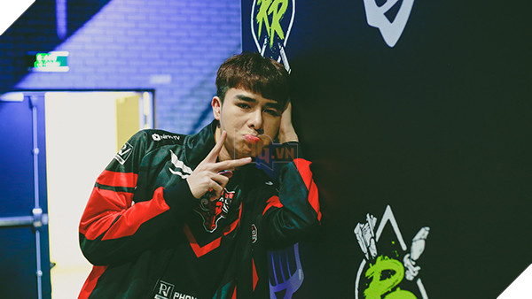 LMHT: Zeros bị tố mắc bệnh ngôi sao, khiến Naul tức đến phát khóc