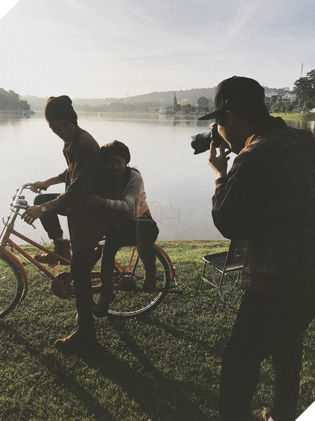 Ông bố đơn thân trong bộ ảnh xúc động cùng cô con gái nhỏ ở Đà Lạt: Sau này sẽ có nhiều thứ con thích, nhưng nó cay và đắng lắm - Ảnh 16.