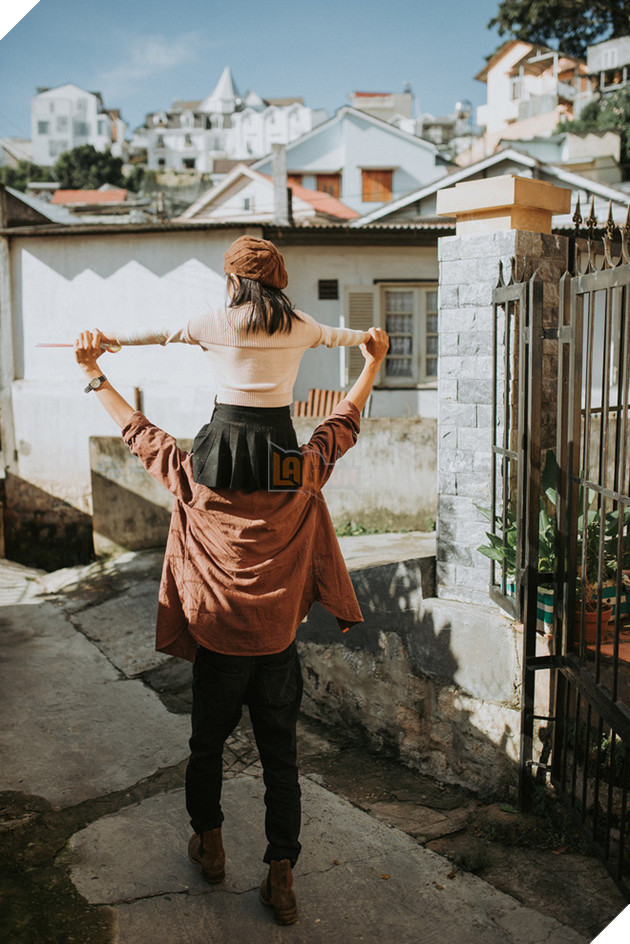 &#212;ng bố đơn th&#226;n trong bộ ảnh x&#250;c động c&#249;ng c&#244; con g&#225;i nhỏ ở Đ&#224; Lạt: &quot;Sau n&#224;y sẽ c&#243; nhiều thứ con th&#237;ch, nhưng n&#243; cay v&#224; đắng lắm&quot; - Ảnh 7.