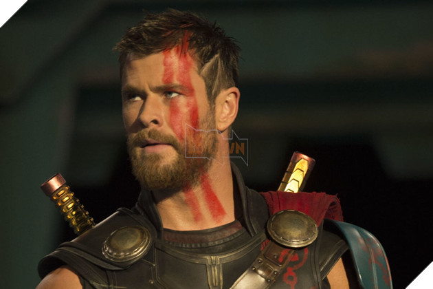 Thần Sấm Thor góp mặt vào phần phim mới của Đặc vụ Áo Đen 7