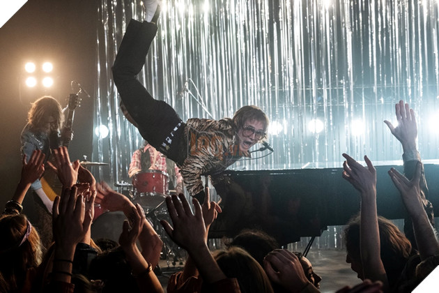 Những điều bất ngờ thú vị về phim âm nhạc về huyền thoại Elton John - Rocketman