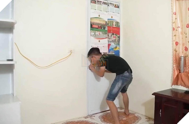 Ăn mừng kênh Youtube 20k subcribers, con trai cưng đổ thau trứng lên đầu mẹ rồi quay clip khoe như chiến tích - Ảnh 5.