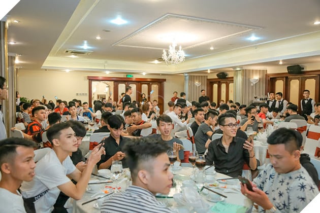 Xuất hiện những bóng hồng xinh đẹp tham gia giải đấu PUBG Mobile VN khiến các gamer nam phải “đứng hình”