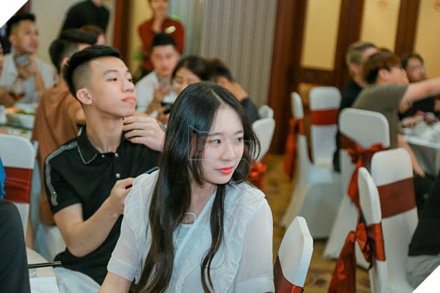 Xuất hiện những bóng hồng xinh đẹp tham gia giải đấu PUBG Mobile VN khiến các gamer nam phải “đứng hình” 3