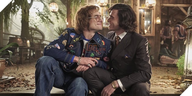 Rocketman: Những thước phim chưa đồng điệu với thị hiếu khán giả Việt