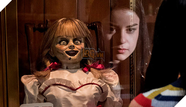Annabelle có sức mạnh ghê gớm thế nào mà đóng đến 4 phim vẫn chưa hết tạo nghiệp ? 4