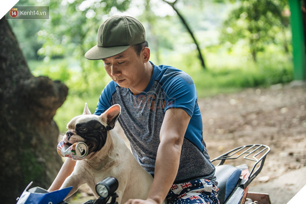 Đây là gia tài siêu to khổng lồ của Ủn - Chú chó thích đi nhặt ve chai ở Hà Nội - Ảnh 8.