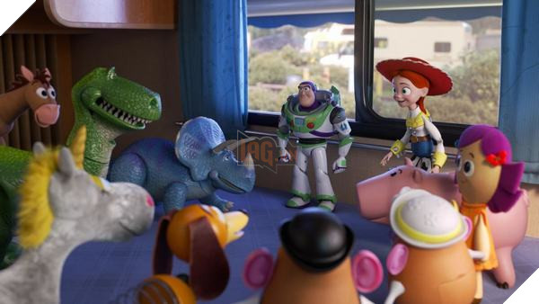 Toy Story 4 ra mắt thành công, tạo nên kỉ lục mới cho thương hiệu lâu năm 4