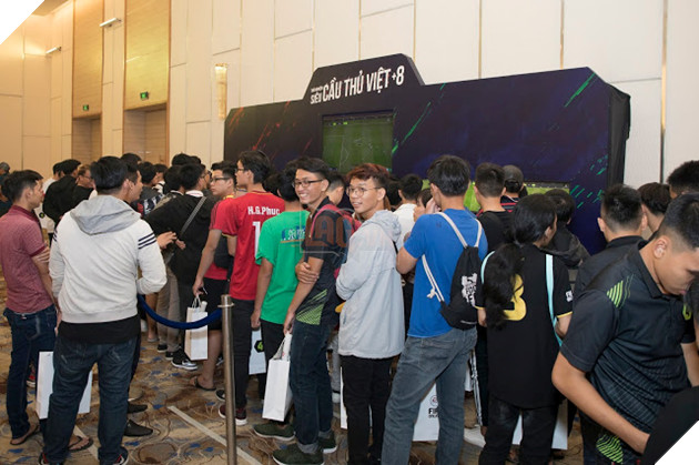 FIFA Online 4 mừng sinh nhật 1 tuổi, hội ngộ anh tài bóng đá Việt 5