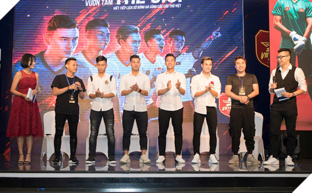 FIFA Online 4 mừng sinh nhật 1 tuổi, hội ngộ anh tài bóng đá Việt 34