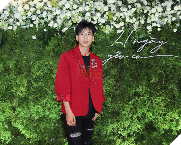 Tuấn Trần hoá nam thần tại sự kiện ra mắt webdrama 21 ngày yêu em 2