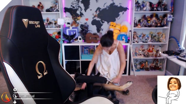 Lại thêm một nữ streamer lộ hàng và bị Twitch cấm thẳng cổ 2