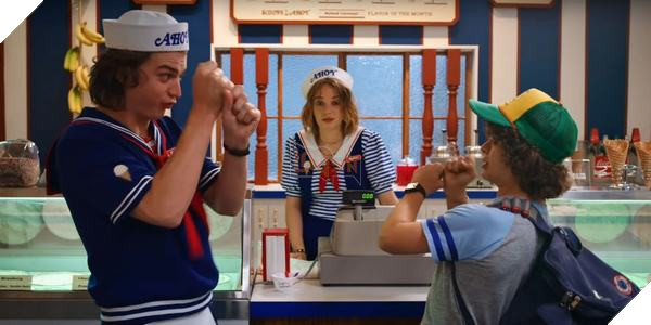 Những đứa trẻ trong Stranger Things Season 3 bao nhiêu tuổi?