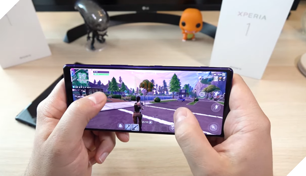 Thử trải nghiệm trên màn hình 21:9 của Sony Xperia 1 