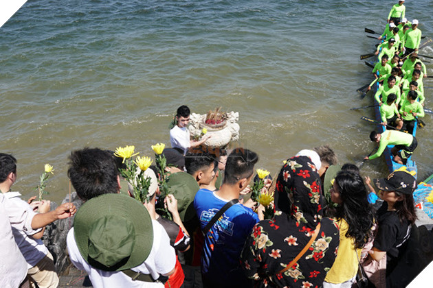 CrossFire Legends: Chuyến đi mùa hè ý nghĩa của hơn 50 thành viên clan Làng Vũ Đại 14