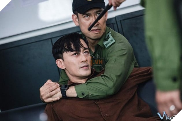 Review Đội chống tham nhũng: Đậm chất TVB, gợi nhớ một thời hoàng kim của truyền hình xứ Cảng