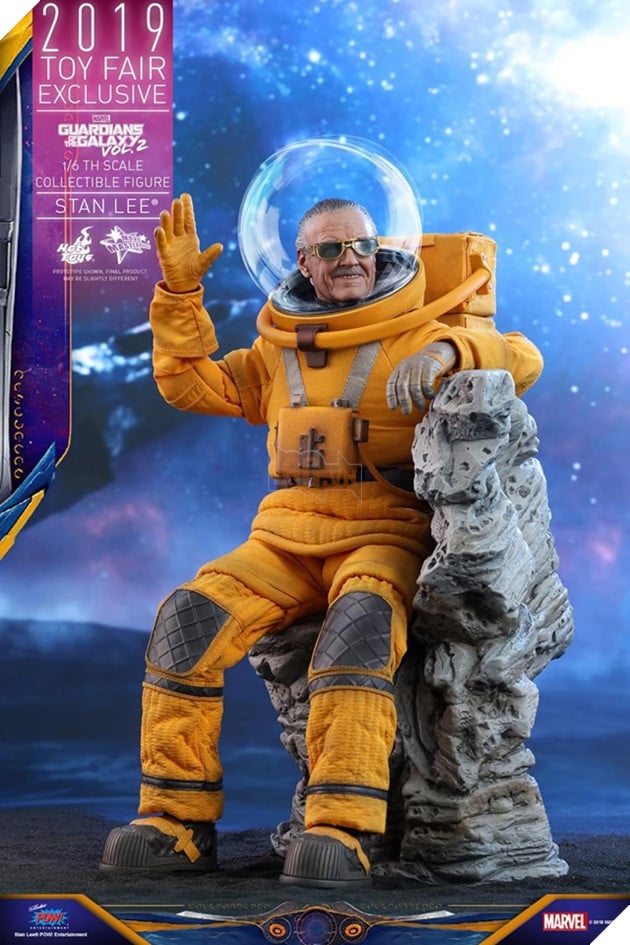 Vì quá nhớ Stan Lee, Hot Toys ra mắt mẫu mô hình bố già mặc đồ phi hành gia 9