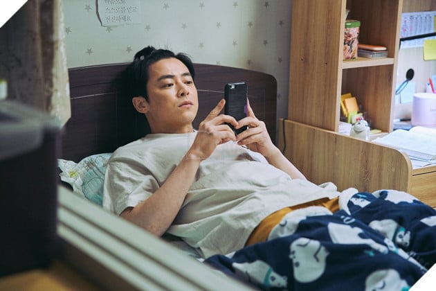 Jo Jung-seok và nàng móm Yoona công phá màn ảnh rộng với phim Lối thoát trên không 2