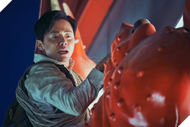 Jo Jung-seok và nàng móm Yoona công phá màn ảnh rộng với phim Lối thoát trên không 4