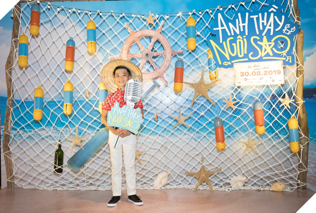  Thầy Huyme tái ngộ các học trò, Miu Lê vắng mặt tại showcase Anh thầy ngôi sao