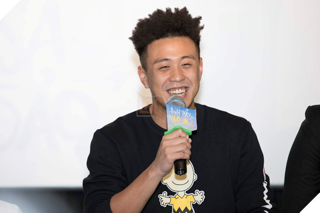  Thầy Huyme tái ngộ các học trò, Miu Lê vắng mặt tại showcase Anh thầy ngôi sao 17