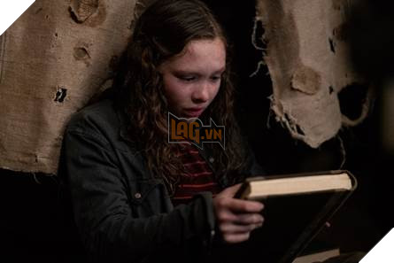 Chủ nhân tượng vàng Oscar Guillermo del Toro trở lại với dàn quái vật ám ảnh trong trailer Chuyện kinh dị lúc nửa đêm 3