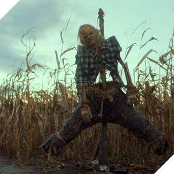 Chủ nhân tượng vàng Oscar Guillermo del Toro trở lại với dàn quái vật ám ảnh trong trailer Chuyện kinh dị lúc nửa đêm 7