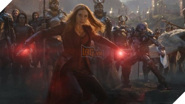 Chủ tịch Kevin Feige nhận định Scarlet Witch có thể thắng Thanos trong Endgame 4