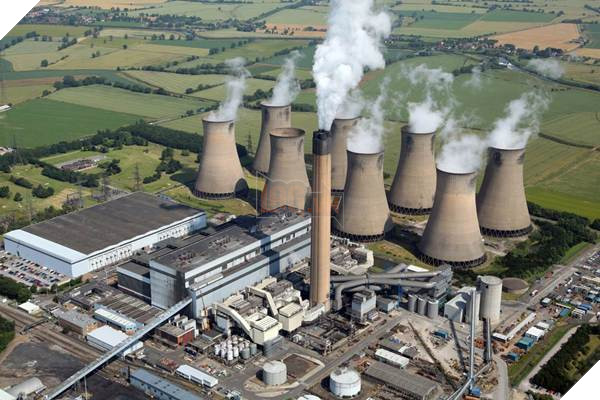 Đi tìm những địa danh nổi tiếng xuất hiện đẹp nín thở trong Fast & Furious: Hobbs & Shaw 9