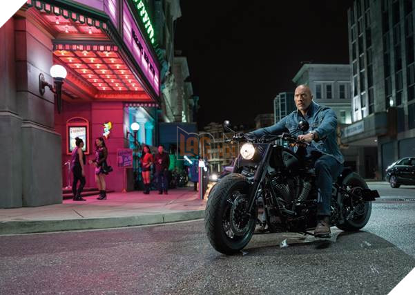 Đi tìm những địa danh nổi tiếng xuất hiện đẹp nín thở trong Fast & Furious: Hobbs & Shaw 12