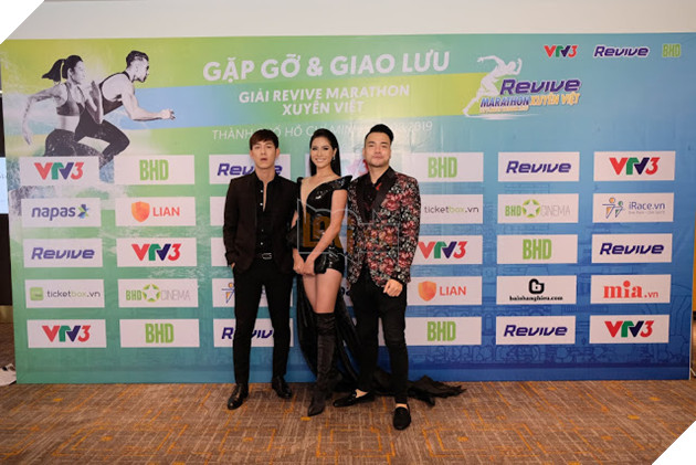 Hàng loạt sao đến tham dự sự kiện Revive Marathon Xuyên Việt 3