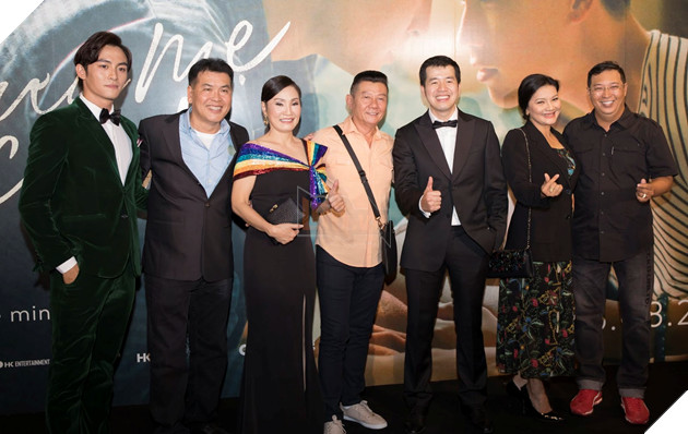 Hồng Đào diện trang phục bảy sắc, rạng rỡ tại sự kiện ra mắt phim đam mỹ Thưa mẹ con đi 18