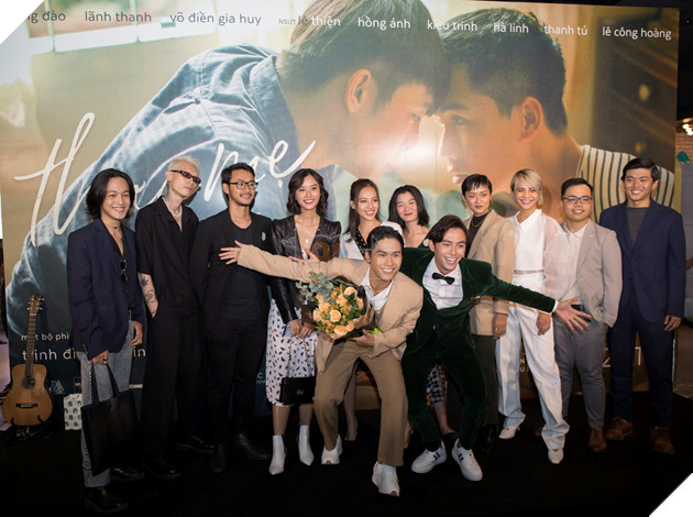 Hồng Đào diện trang phục bảy sắc, rạng rỡ tại sự kiện ra mắt phim đam mỹ Thưa mẹ con đi 19