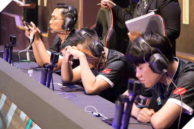 Liên quân Mobile: Vòng tuyển chọn đội tham dự SEA GAME 30 ngày 1 15