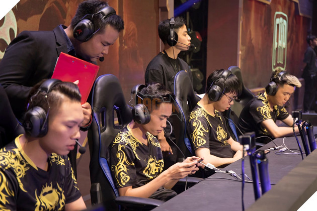 Liên quân Mobile: Vòng tuyển chọn đội tham dự SEA GAME 30 ngày 2 2