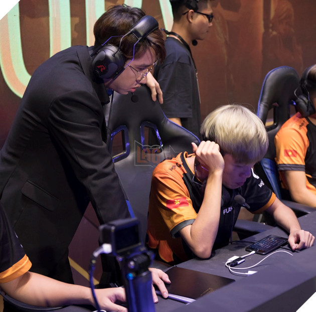 Chung kết tổng tuyển chọn đại diện Việt Nam tham dự SEA GAME 30 bộ môn Liên quân Mobile - Ara tái đấu ADC 12