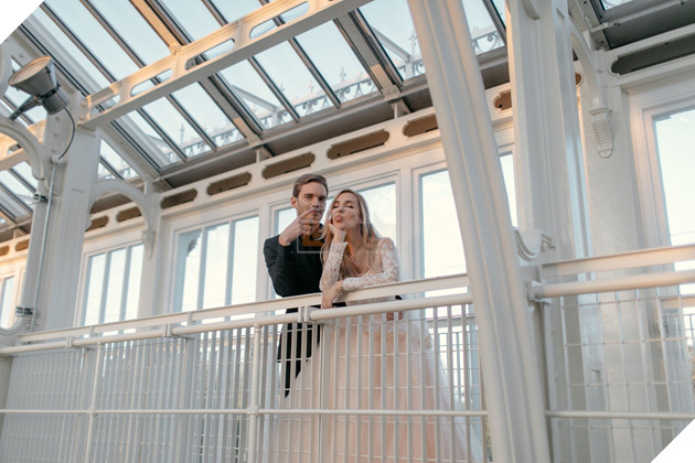 PewDiePie bất ngờ tổ chức một đám cưới nhỏ với người bạn gái 8 năm của mình 2