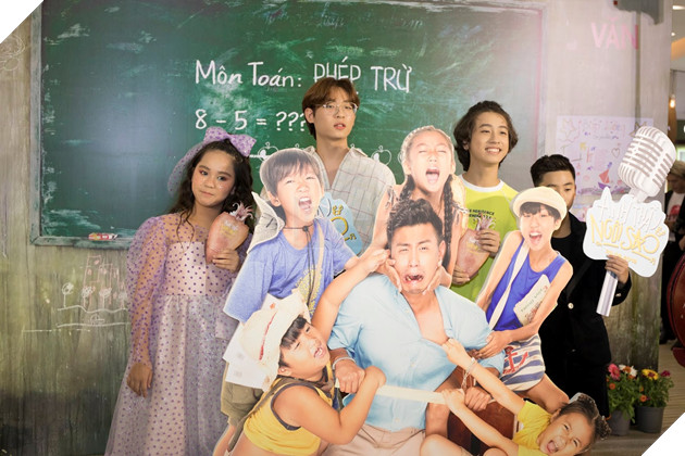 Huyme điển trai, Miu Lê rạng rỡ tại họp báo Anh thầy ngôi sao 19