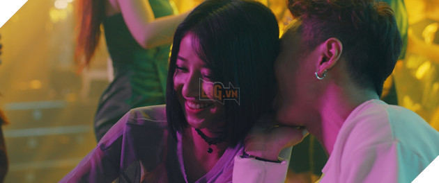 Người lạ ơi: Không tin vào tình yêu, Karik sập bẫy gái xinh ngoài hành tinh