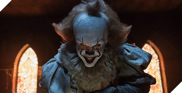 Gã hề Pennywise được hé lộ sẽ có phần phim tiếp theo, có khả năng trở thành trung tâm của vũ trụ kinh dị mới