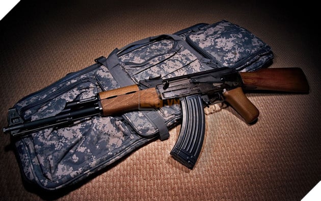 PUBG: Những điều chưa biết về khẩu AKM - Khẩu súng khó thuần phục nhất 2