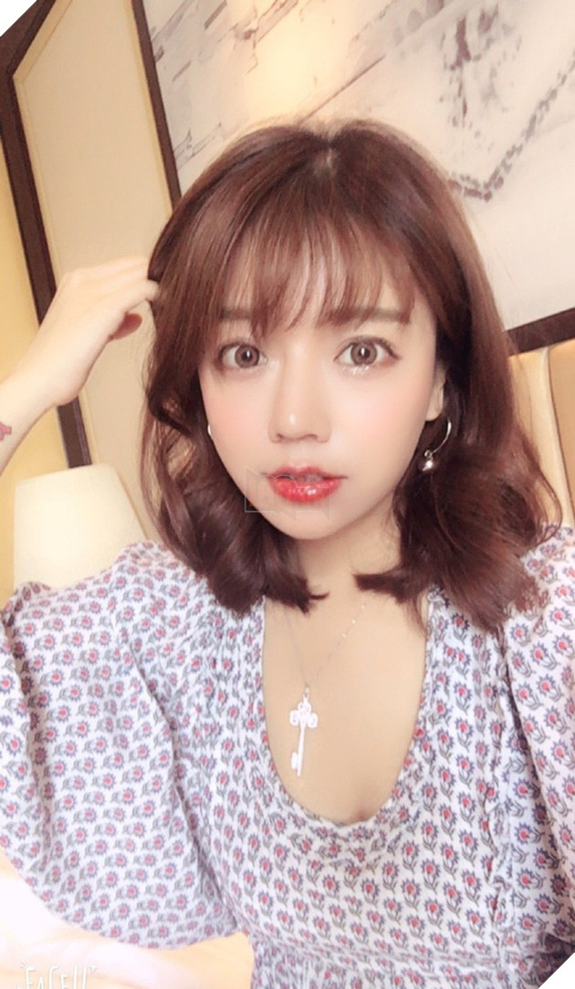 Hot girl búp bê tự tin khoe mặt mộc khiến fan há hốc mồm vì kinh ngạc 3