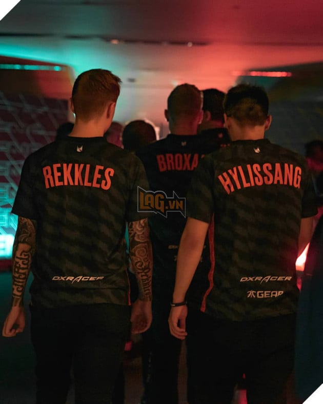 LMHT: Rekkles bật khóc sau khi thua cay đắng trước G2 Esports 5