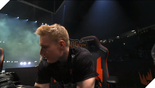 LMHT: Rekkles bật khóc sau khi thua cay đắng trước G2 Esports 2