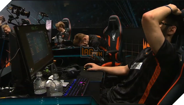 LMHT: Rekkles bật khóc sau khi thua cay đắng trước G2 Esports 4